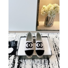 Chanel Flat Shoes